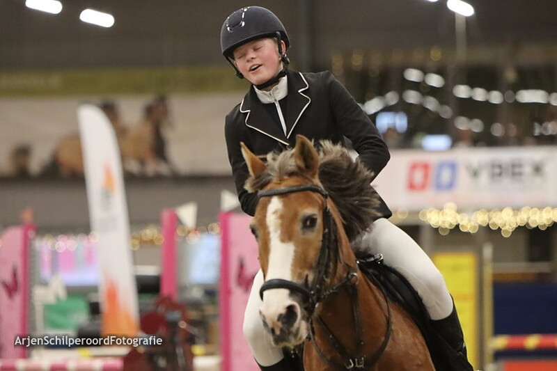 Indoor Beukers 30-12-2022 Pony's 60-70cm Klassiek