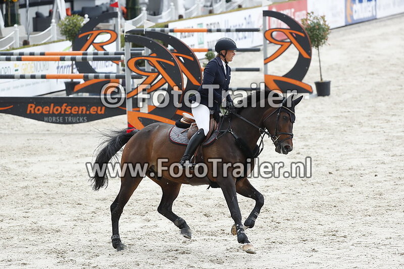 julia houtzager kayser