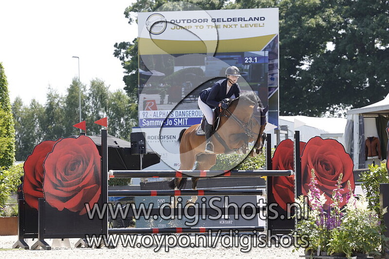 Alpha'S Dangerous DiamantÂ 