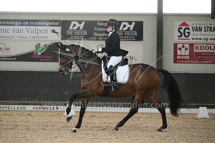 Ashley Baars-de Jong - Eisma's Akuna Matata