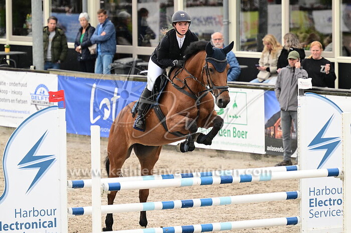 Lisa van der Neut - Ivy Deauville