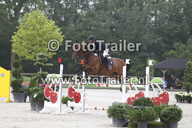 Denies Cristian Sanjaya