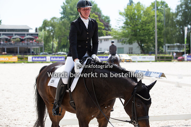 224. Elvira Ardon - Willem A