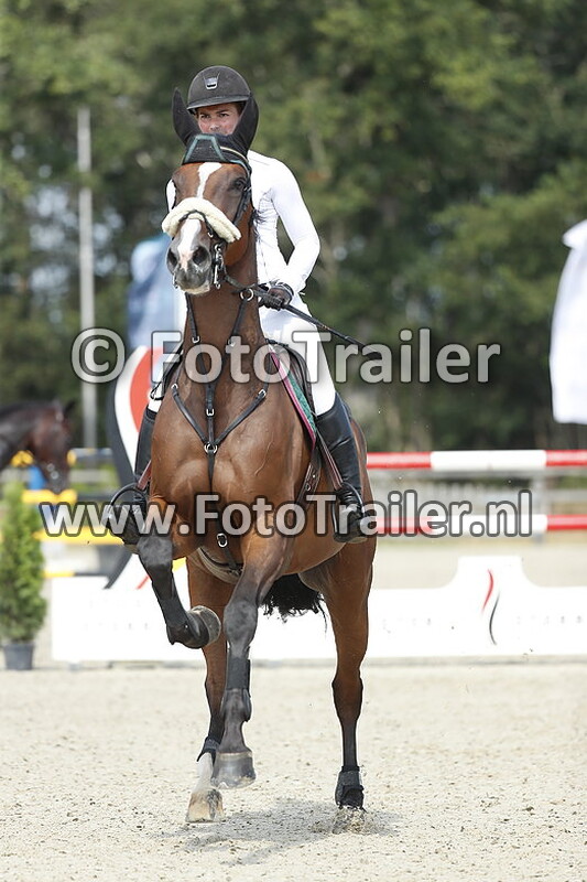 monique van den broek