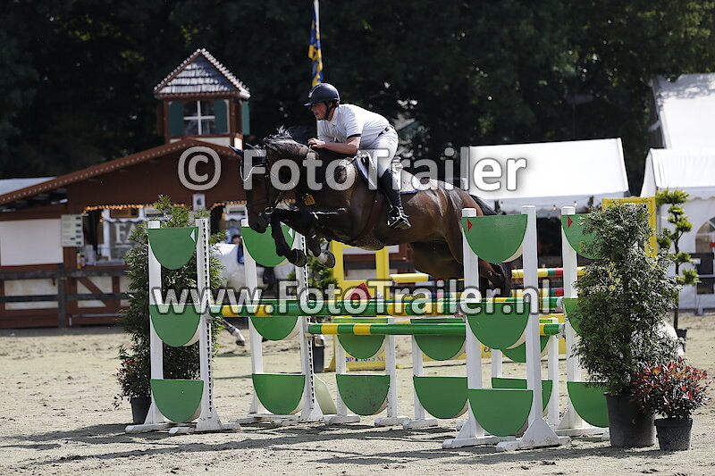 Marwin van den Nieuwenhuijze