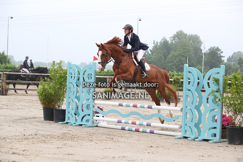 Zilfia's Hoeve Springen Paarden 01-06-2024 80 cm