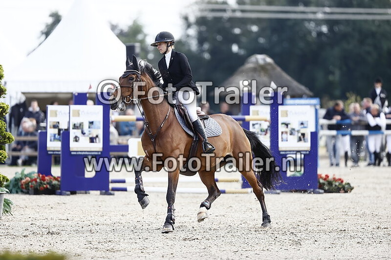 anneke niels van wijngaarden