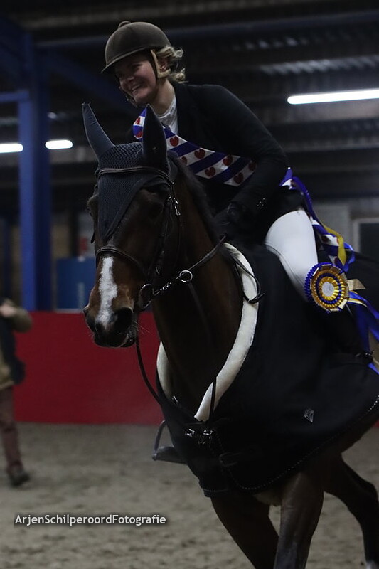 Jumping Franeker 10-12-2022 Prijsuitreiking Grote Prijs