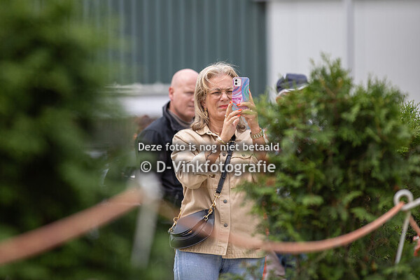 33. Senna Mae van de Black Stables