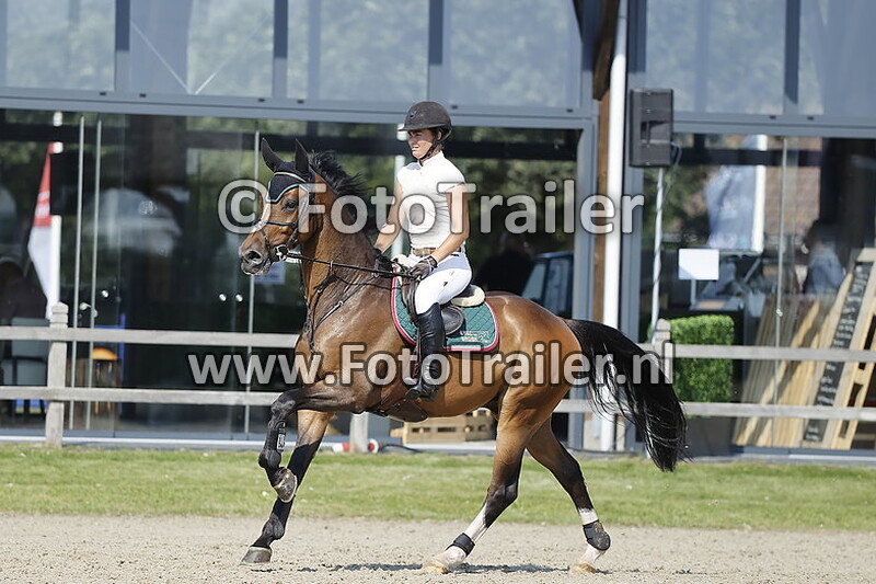 monique van den broek