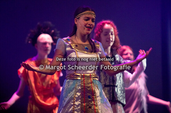 02. Tussen alle tijden in