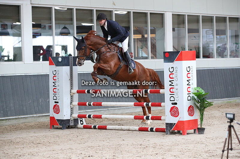 De Voornruiters De Meern Springen paarden 15-03-2024 100 cm