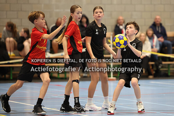 2025-11-01-FLA-hal 2-10-U13-Engeland-Rood