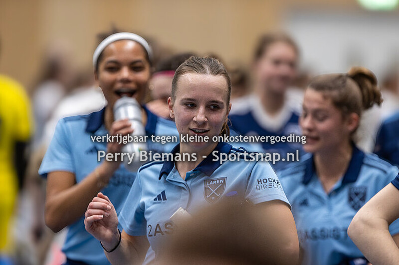 2025-02-02 zaalhockey; Cartouche D1 - Laren D1