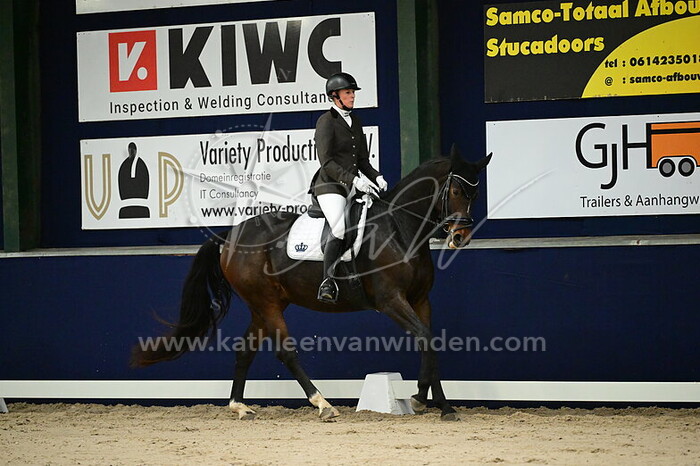 Annika van den Broek - Next Top Tia v.d. Wolfshoeve