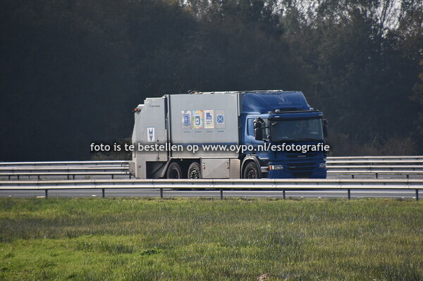 18-10-2024 Truckspotting A7  bij afslag Drachten centrum  terhoogte van fietstunnel oude slingeweg