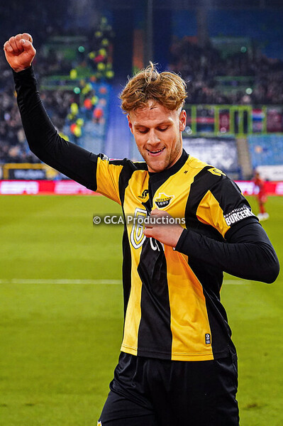 Vitesse v Helmond Sport