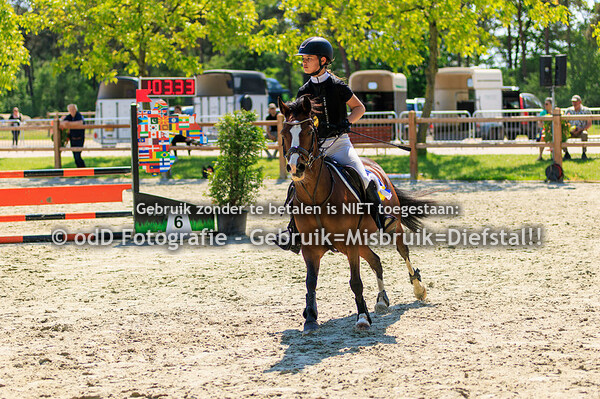 Heldense Ruiterdagen Pony 80cm-c 12-05-24