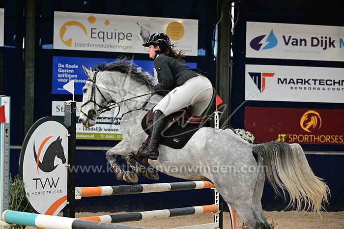 Eline Moerings - Ringosthar