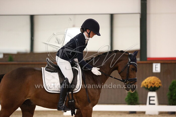 Fleur van Rijsel - Maurik's Giorgio Armani