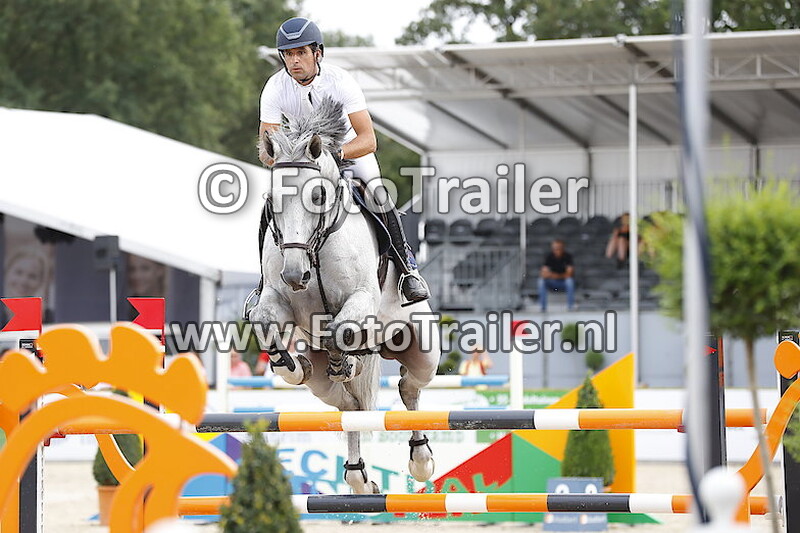 Manuel Fernandez Saro