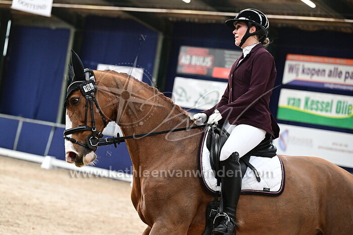 Cindy Fijneman - Famous