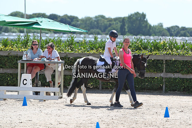 Zilfia's Hoeve Bixie 20-08-2023 Dressuur 10.00-13.30 uur