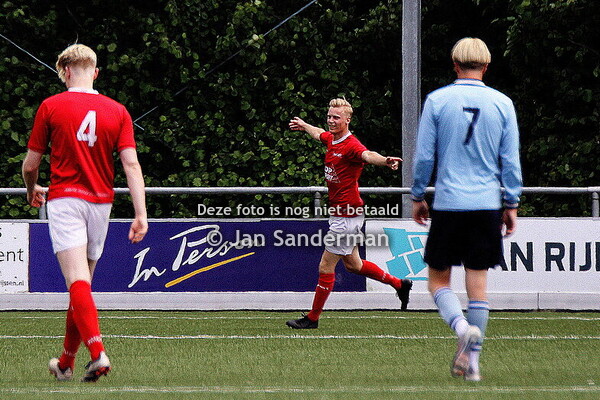 Excelsior'31 2 kampioen  na 7-1 winst op vv Dieren 2