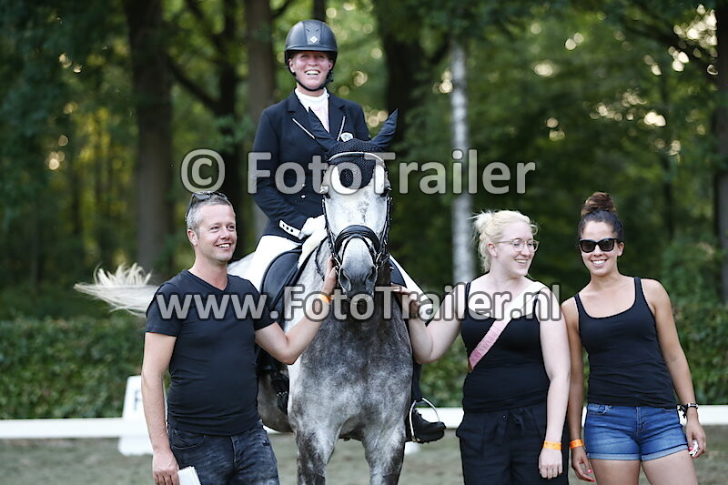 NN fam foto schimmel