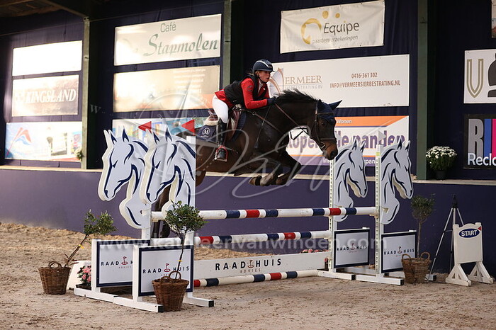 Tess Machielse - Kick