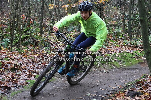 MTB Lichtenvoorde. Vishandel Bomers Lus om Lievelde