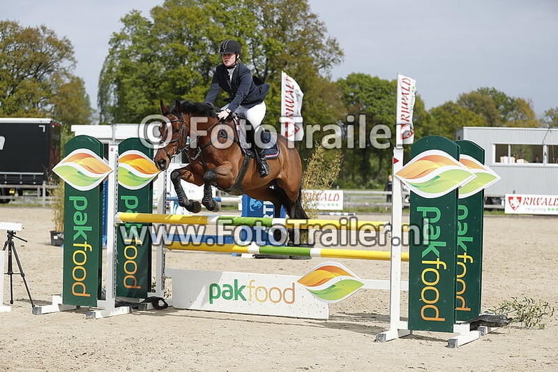 jeanine van der veen