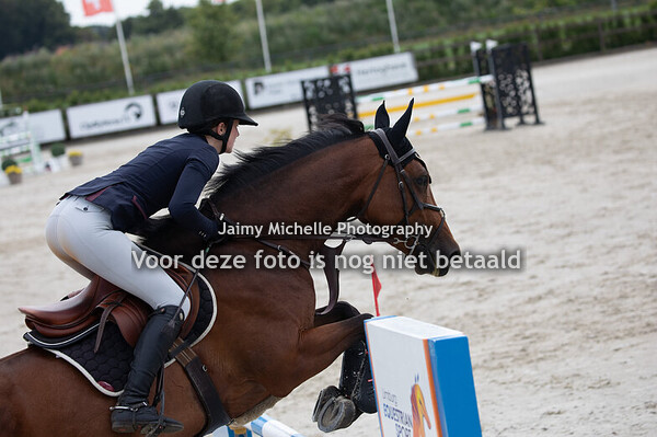 Nadine Janssen - Nikita