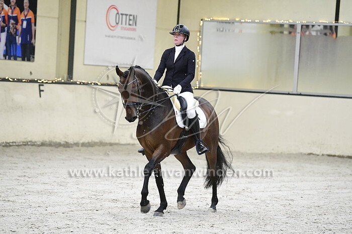 Malou Anker - Rezano