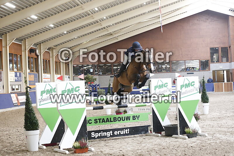 Monique van den Broek