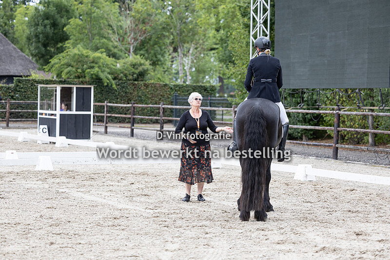 Alice van der Schee - Richie Rich