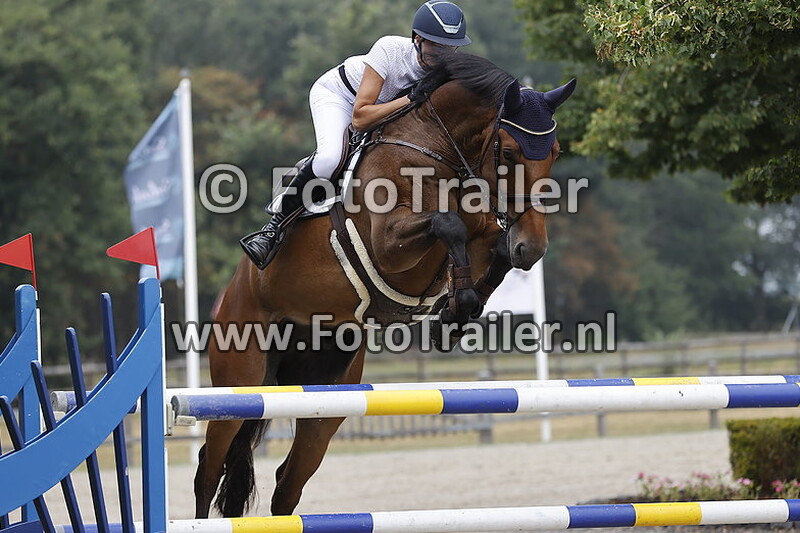 marleen van der burg