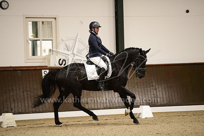 Denise Schoones - Messi Vdt