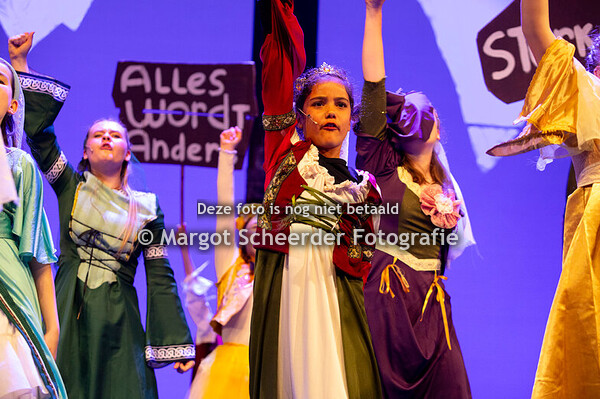 10. Opstand – Wij Redden Onszelf