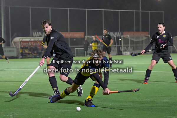 Mezen H1 - Deventer H1 Silvercup