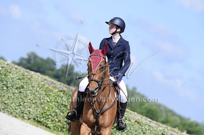 Caitlin van Verseveld