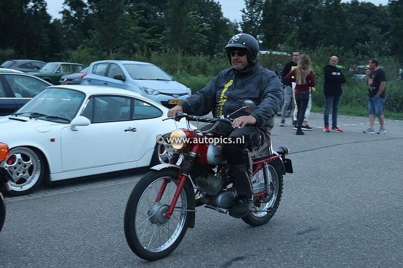 Classic Car Cruise Night 17082023