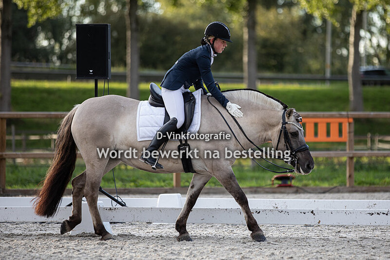 Cynthia Van der Burg - Nona van den Bosdries