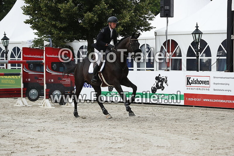 dennis van den brink