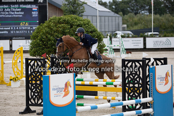 Julia Titulaer - On The Rocksz