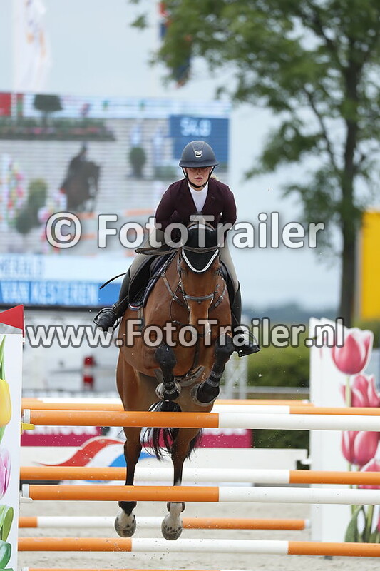 valerie van kesteren