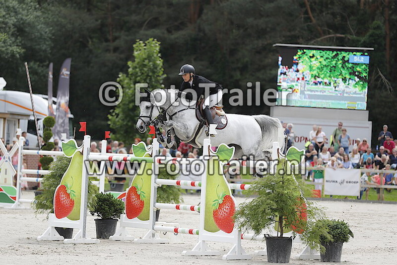 Julia Houtzager Kayser