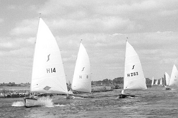 13 juli 1971 dinsdag, Kaagweek. Diverse zeilklassen