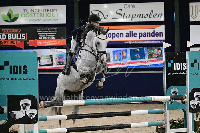 Robbyn-Sue Voesenek - U-Atasch Bru Z