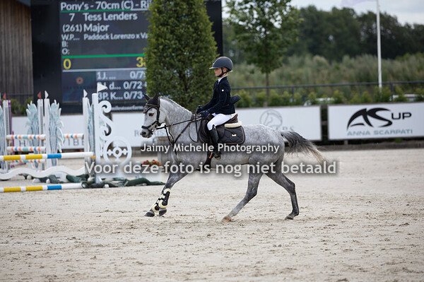 Tess Lenders - Major